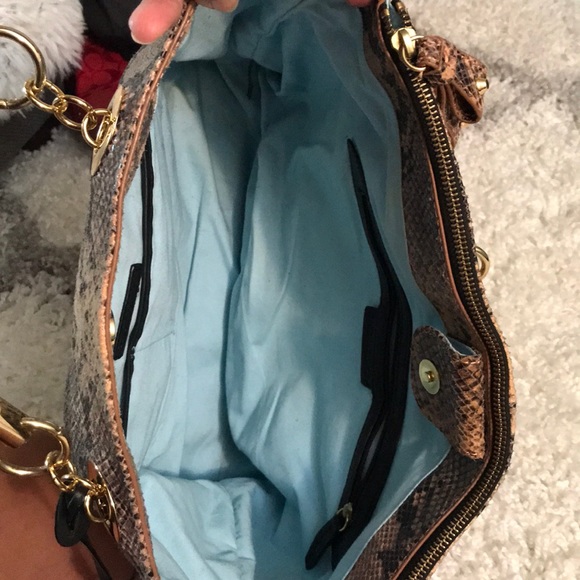 Cynthia Rowley Handbag - Picture 4 of 8